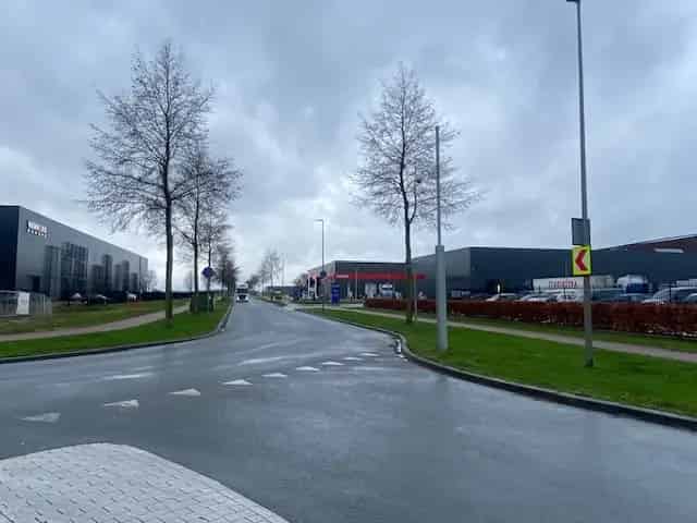 Bedrijfshal Hattemerbroek te huur: Opslagboxen nabij A28 en A50