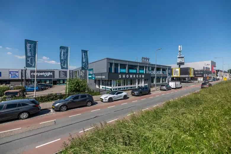 1110 m2 Winkelruimte te Huur Rotterdam Zuid Stadionweg
