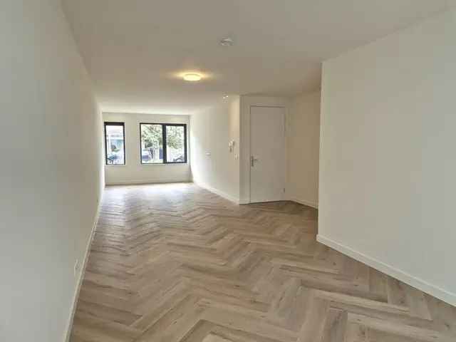 Goirle Benedenwoning 3 Kamers 125m2 te Huur