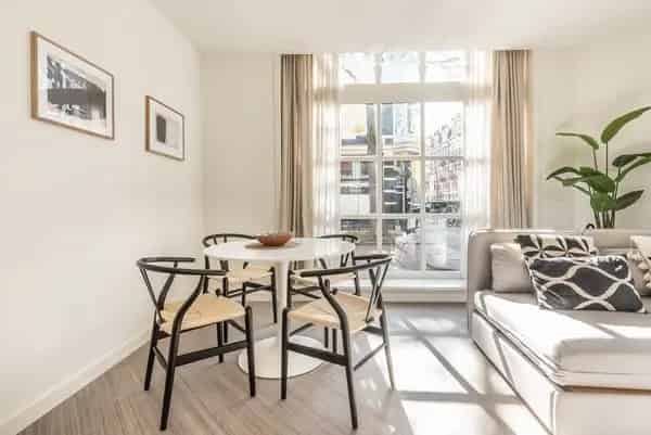 Gerenoveerd Appartement - Turn Key - Lichtrijk