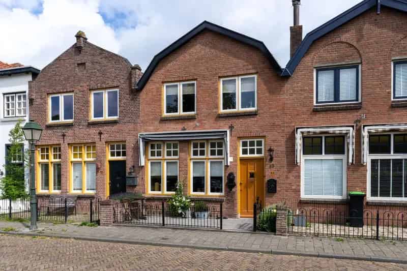 Huis te koop Geertruidenberg Stationsweg 43