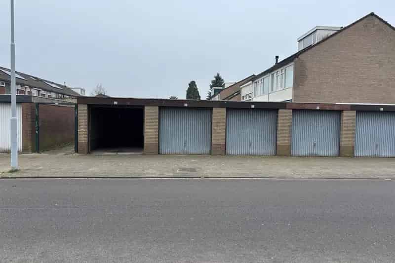 Garagebox Breda 17m2 te Koop