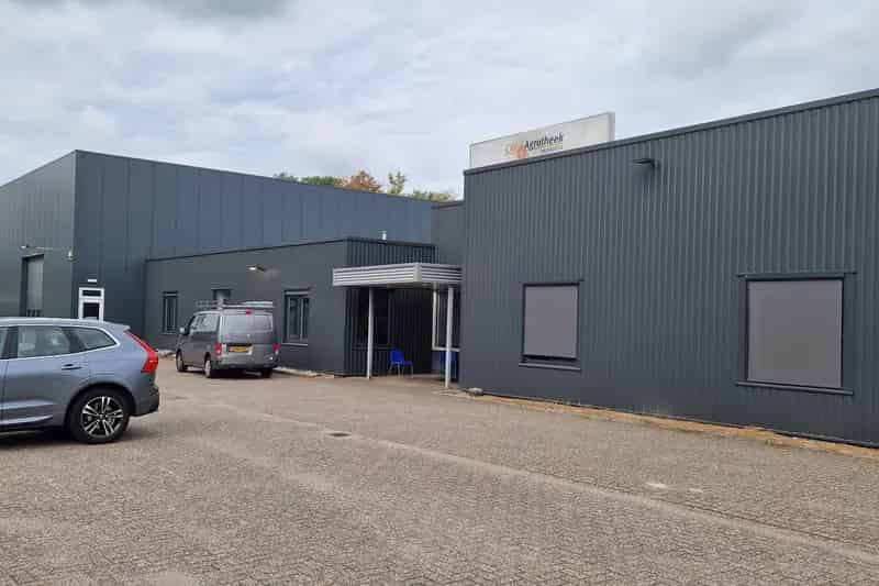 Bedrijfshal Emmen 1600m2 te koop