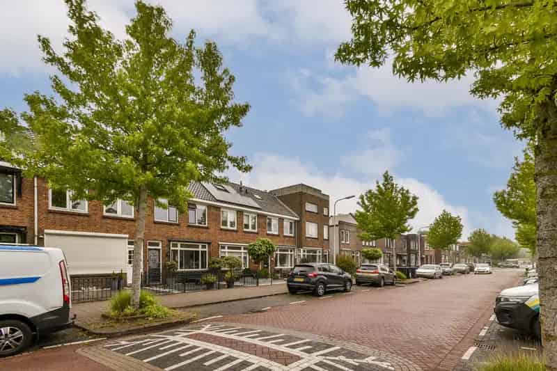 Jaren 30 woning Gouda Tuin 3 slaapkamers uitbouw