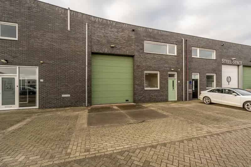 Bedrijfshal Numansdorp 262m2 te koop
