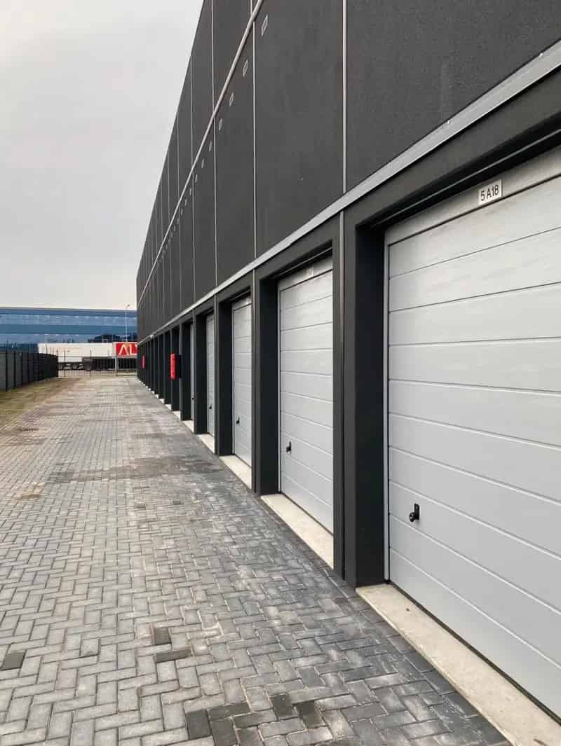 Garagebox Breda te koop - 24m2 - Beveiligd - Nabij A16 A58