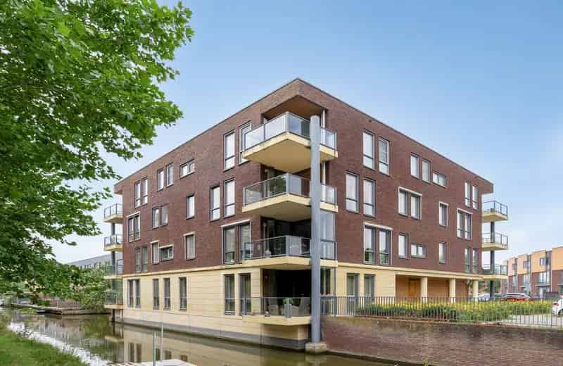 Ruim 3 Kamer Appartement Almere Buiten Balkon Uitzicht