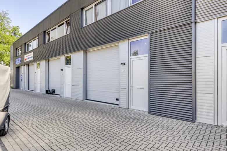 0 m2 Kantoorruimte te Koop in Almere Markerkant
