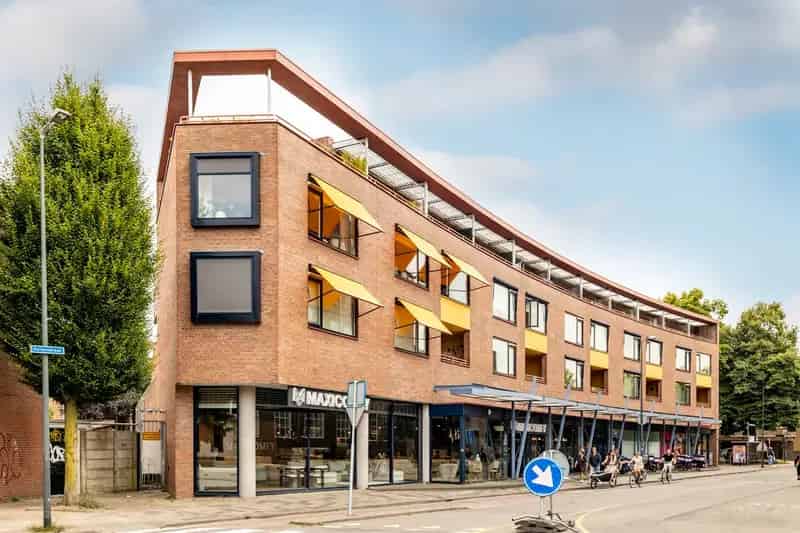 Commerciële Ruimte te Huur Breda Keizerstraat 750m²