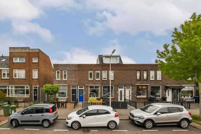 Huis Te Koop , 80, Constantijn Huygensstraat, Gouda, Zuid-Holland