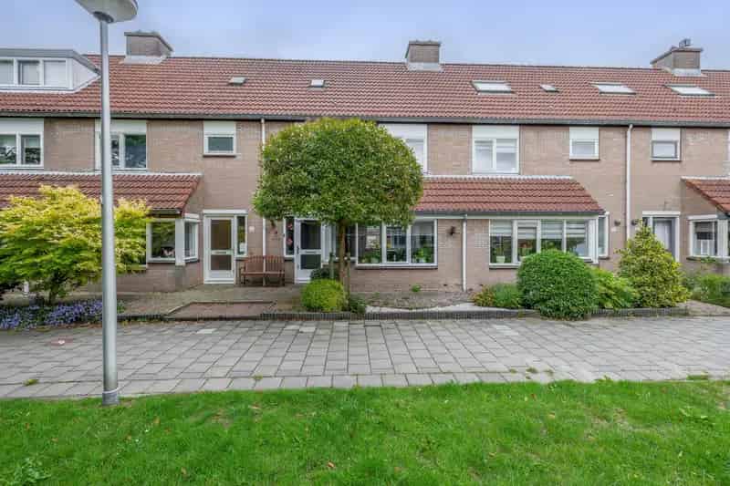 Ruime 4-kamer woning Zuidplas kindvriendelijk 9 zonnepanelen