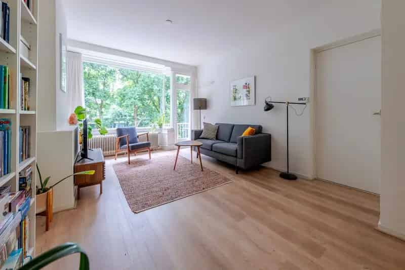 Appartement te koop Zeist: Licht 3-kamer appartement nabij bos en station