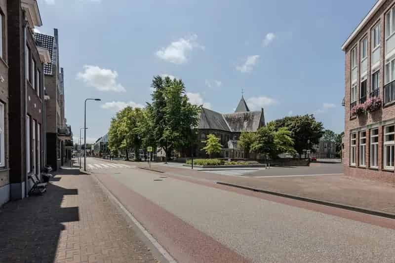 Appartement te koop Spijkenisse Centrum: Instapklaar 2 Slaapkamers