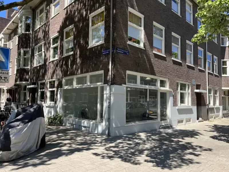 Gerenoveerde Kantoor Winkelruimte Hoofddorpplein 75m2