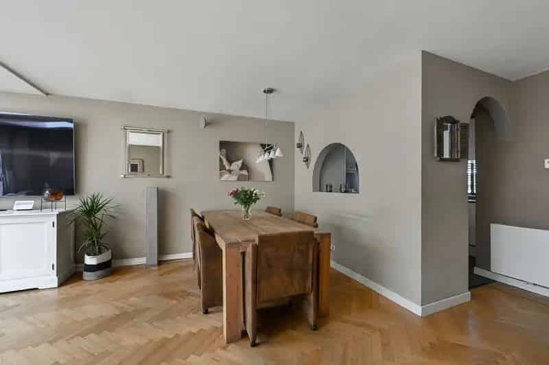 Huis te koop Velserbroek 4 slaapkamers tuin oprit