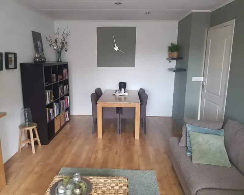 Luxe 3 Kamer Appartement Gemeubileerd te Huur Inclusief GWL TV Internet