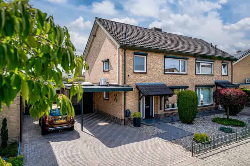 Huis te koop: Antoniusstraat 4 6942 HM Didam | Funda