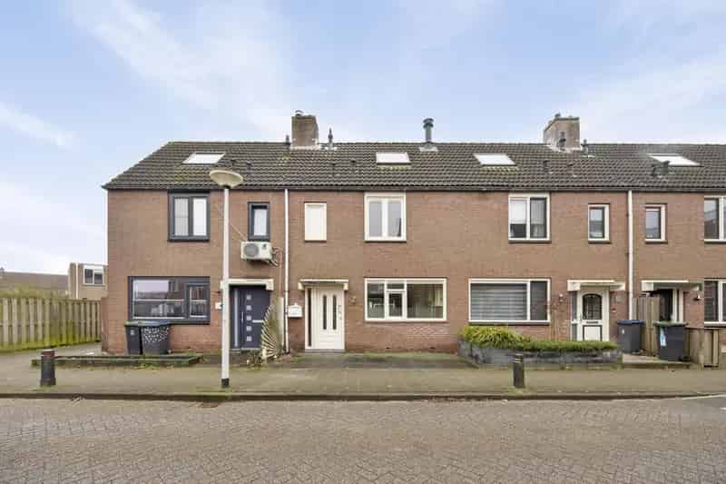 Brasem 8 Ruime eengezinswoning met 3 4 slaapkamers