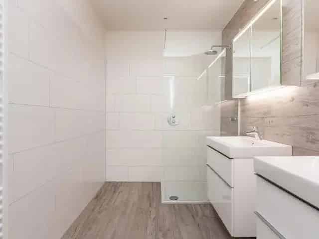 Appartement te huur Maastricht Kesselskade: 2 slaapkamers, luxe badkamer