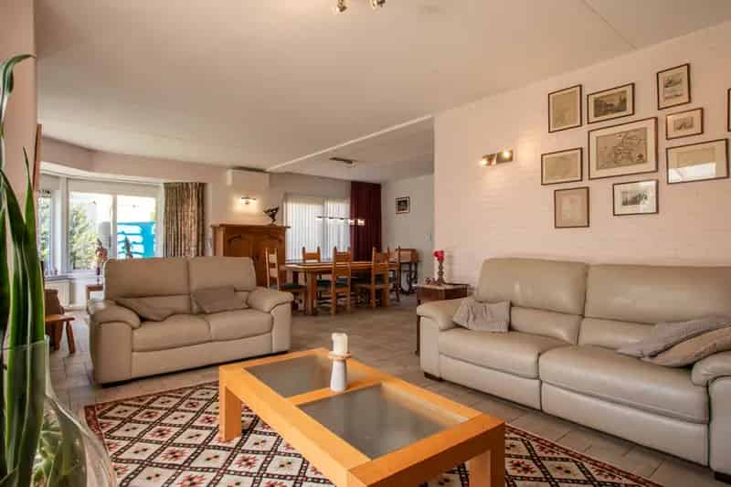 Vrijstaande woning Hulst 4 slaapkamers tuin garage 8 zonnepanelen energielabel A