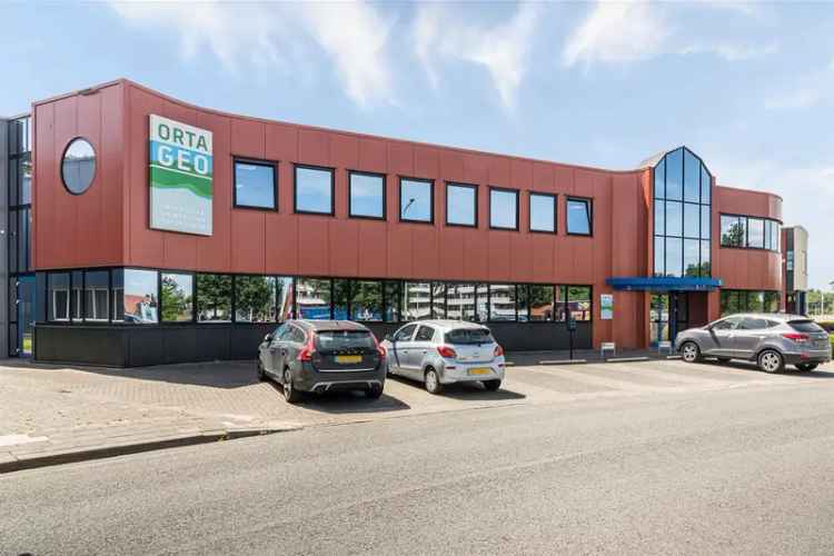 Kantoor Almelo | Zoek kantoren te huur: Einsteinstraat 12-a 7601 PR Almelo [funda in business]