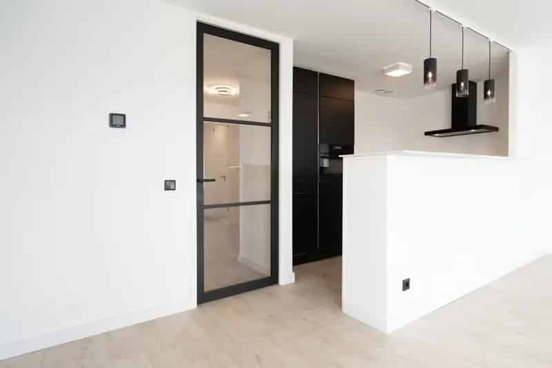 Modern Appartement Rotterdam Maas uitzicht 80m2