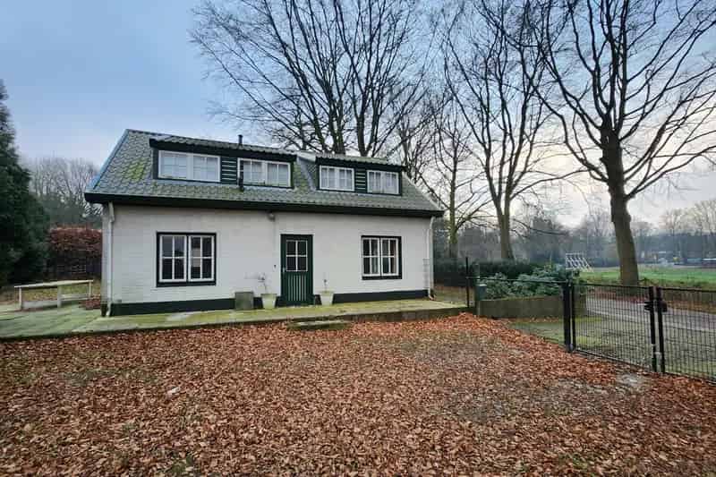 Vrijstaande Semi-bungalow Oosterbeek Ruim Kavel Renovatie Mogelijk