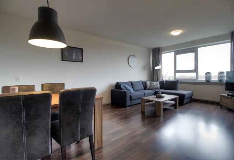Ruim appartement Hoge Vucht 2 slaapkamers balkon berging