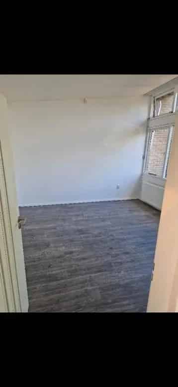 Kamer te Huur Elst - Privé Kamer voor Zelfstandige Vrouwen