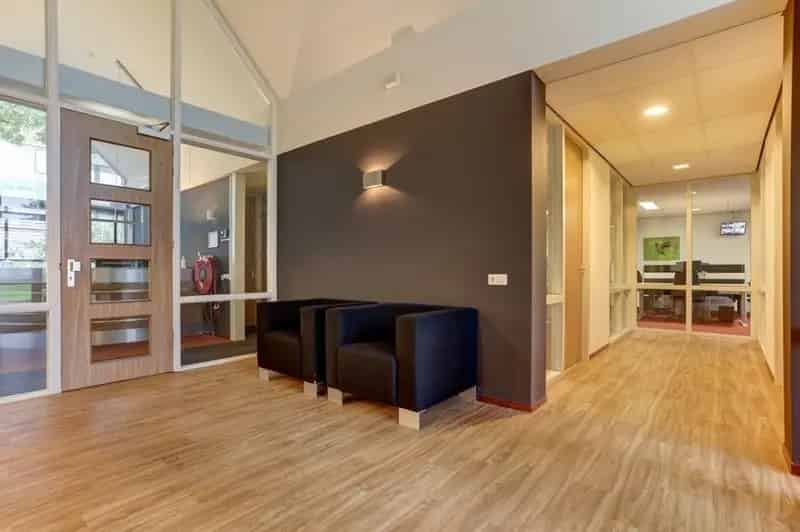 Kantoorpand 658m2 16 parkeerplaatsen Toplocatie