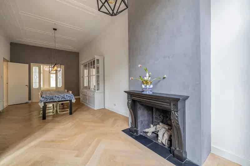Herenhuis te koop Rotterdam Mathenesserlaan 6 slaapkamers 2 badkamers