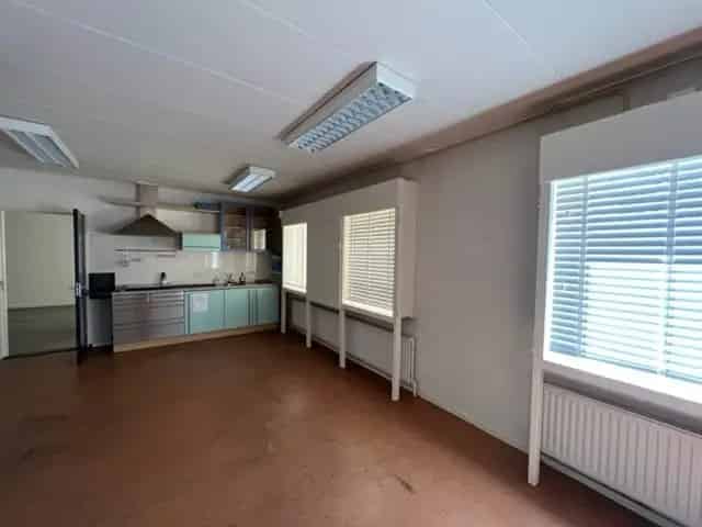 Bedrijfshal Hoogeveen | Zoek bedrijfshallen te huur: Industrieweg 43 7903 AJ Hoogeveen 