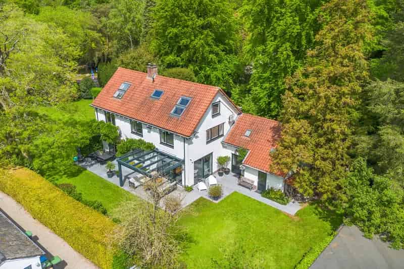 Royale Villa te Koop in De Boomberg Hilversum
