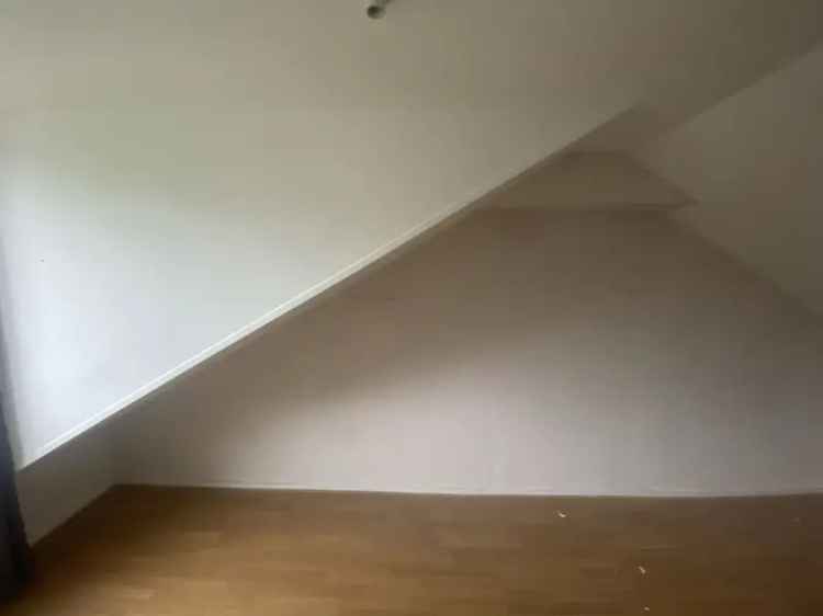 Studentenkamer Leeuwarden 20m2 Per 15-02-2025