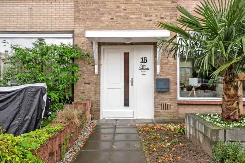 Ruime Tussenwoning Werkendam 4 Slaapkamers Zonnepanelen