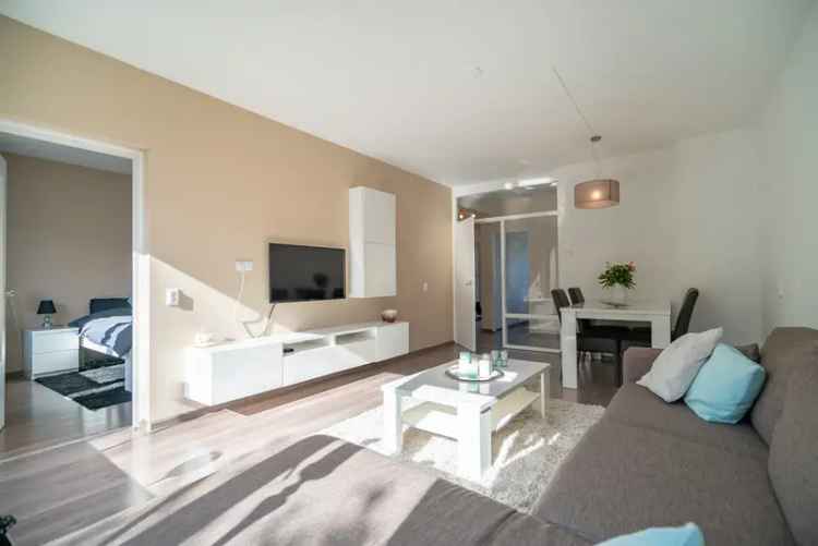 4 Kamer Appartement Nabij Winkelcentrum The Mall