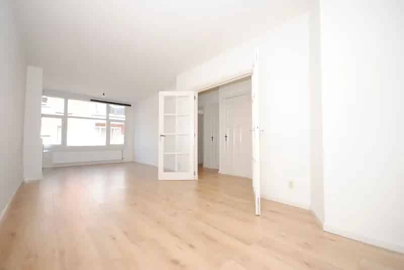 3 Kamer Appartement Den Haag Ruime Tuin Gerenoveerd