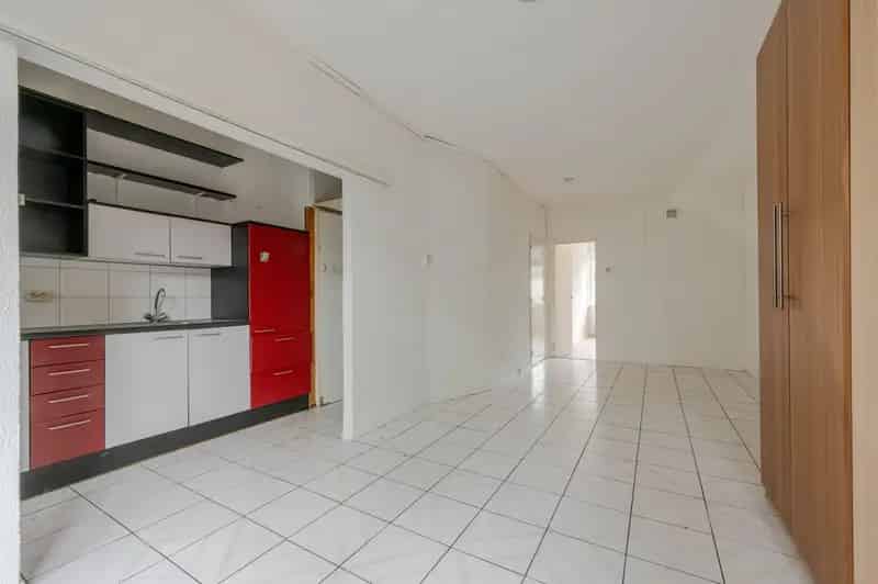 Benedenwoning Rotterdam  Tuin Starterseigen grond