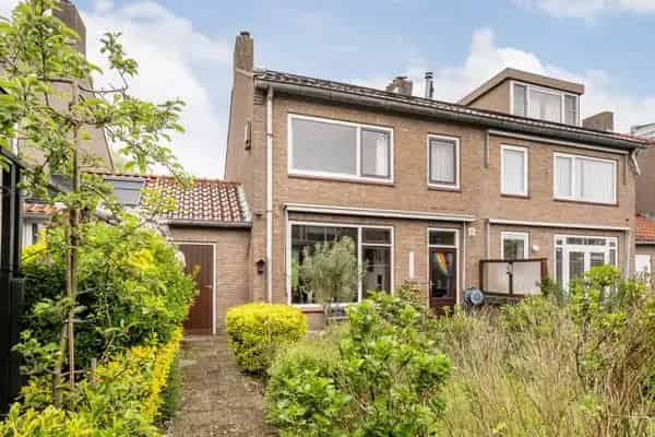 Huis Te Koop , 19, Mozartlaan, Vlaardingen, Zuid-Holland
