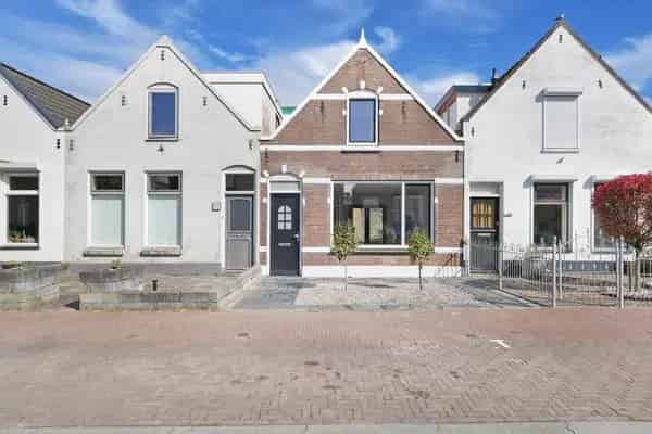 Gerenoveerde woning met diepe tuin en energielabel B