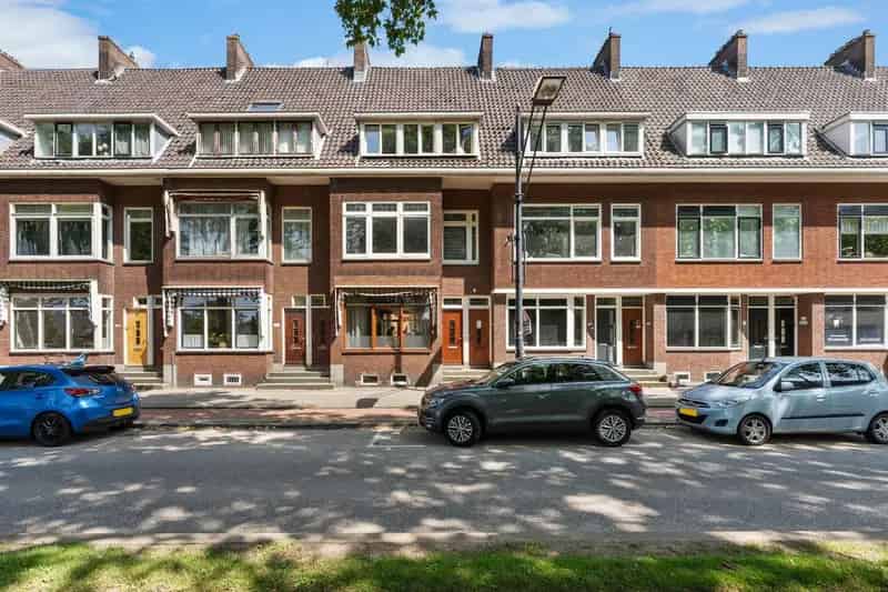 Appartement te koop Rotterdam: 3 slaapkamers, tuin, energielabel B