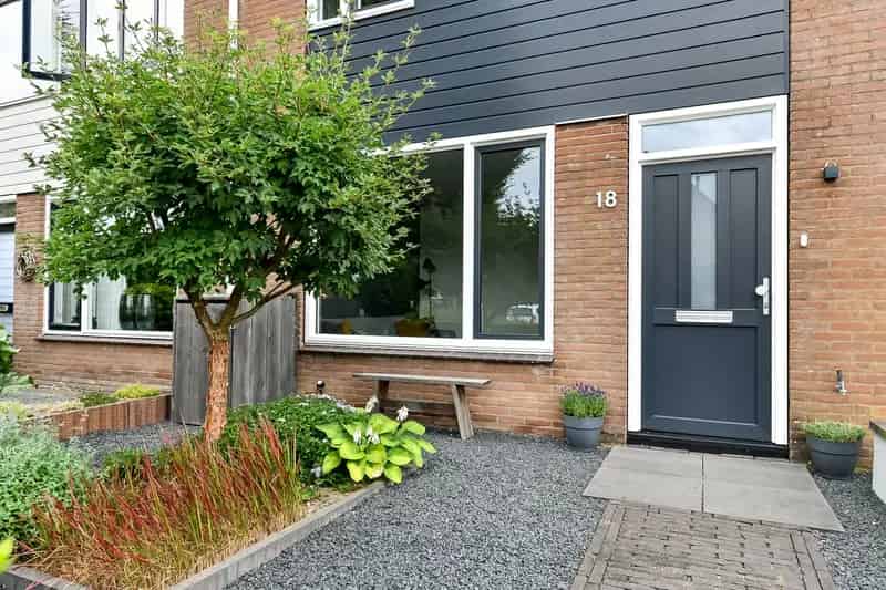 Moderne Tussenwoning te Koop in Elst 4 slaapkamers Energielabel A