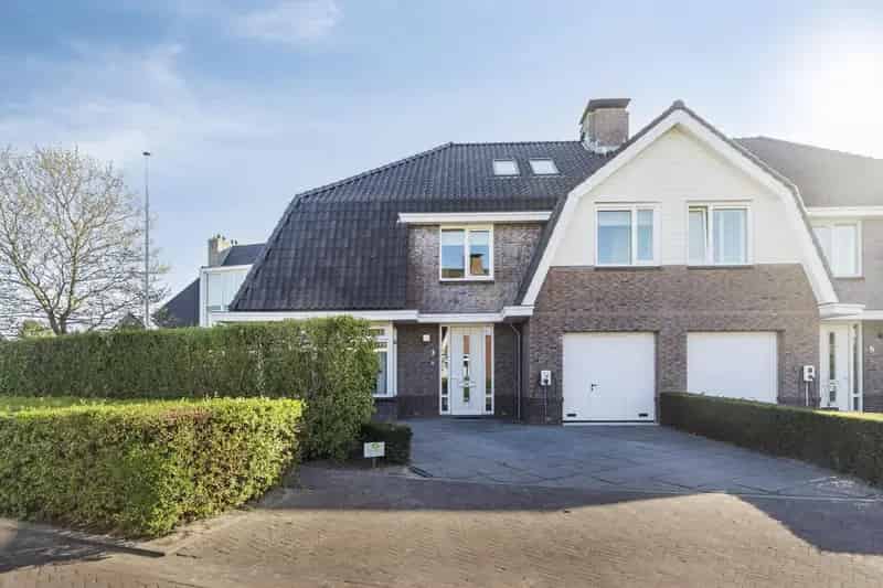 Luxe 6 Slaapkamers 2 Onder 1 Kapwoning Villawijk Kijk in de Pot