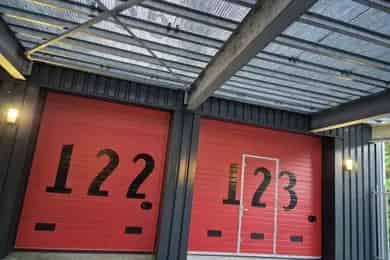 37m2 Bedrijfsruimte Utrecht te Koop Moderne Opslagruimte