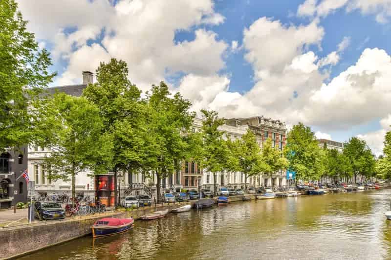 Keizersgracht Appartement 133m2  Twee slaapkamers Dakterras Rijksmonument