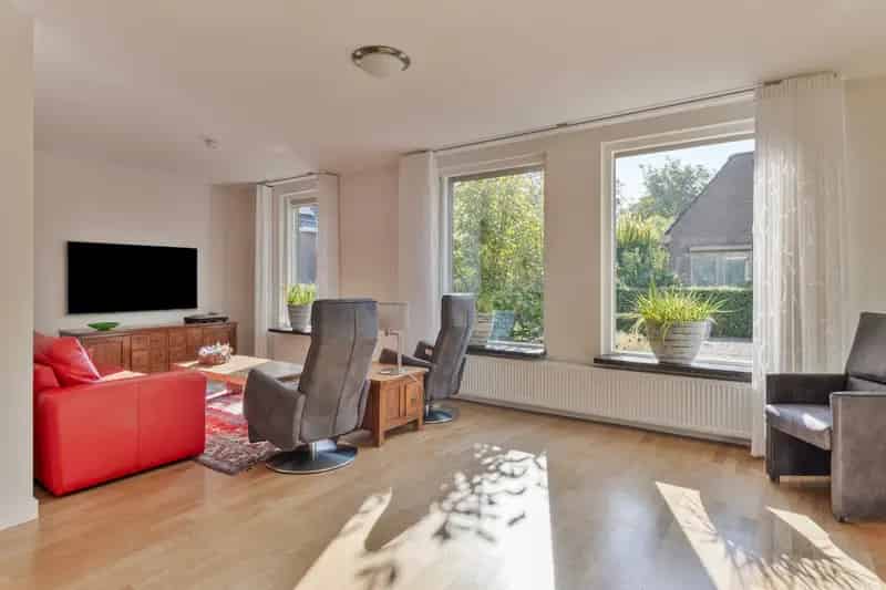 Vrijstaande woning Lith 4 slaapkamers 2 tuinhuizen