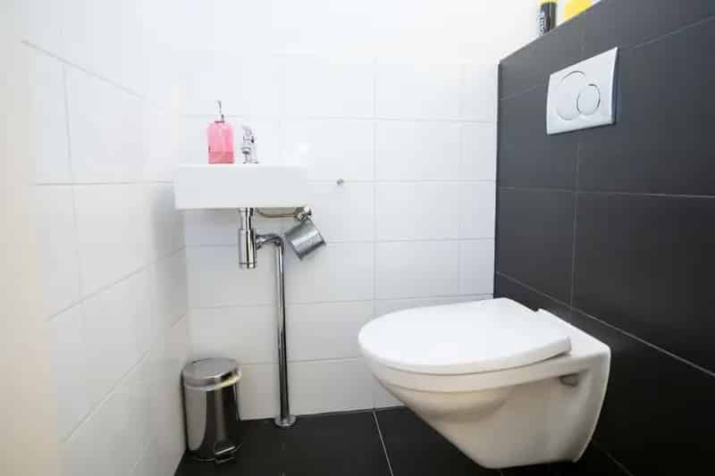 3-kamer appartement 111m2 te huur met balkon en uitzicht op het water