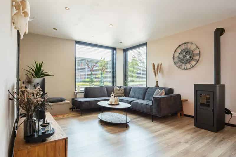 Vrijstaande woning Grootegast - Instapklaar en Geheel Gemodern