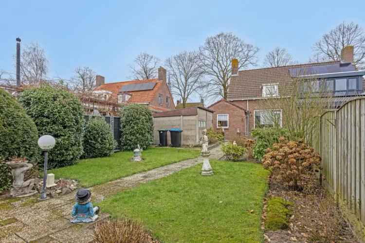 2-onder-1-kapwoning Terheijden Diepe Tuin 3 Slaapkamers