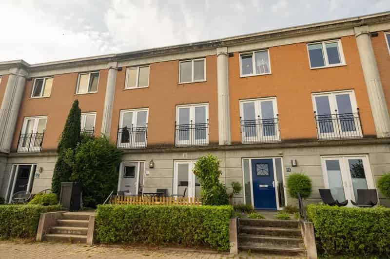 Tweekamerappartement Houten  Uitzicht op Zwemwater